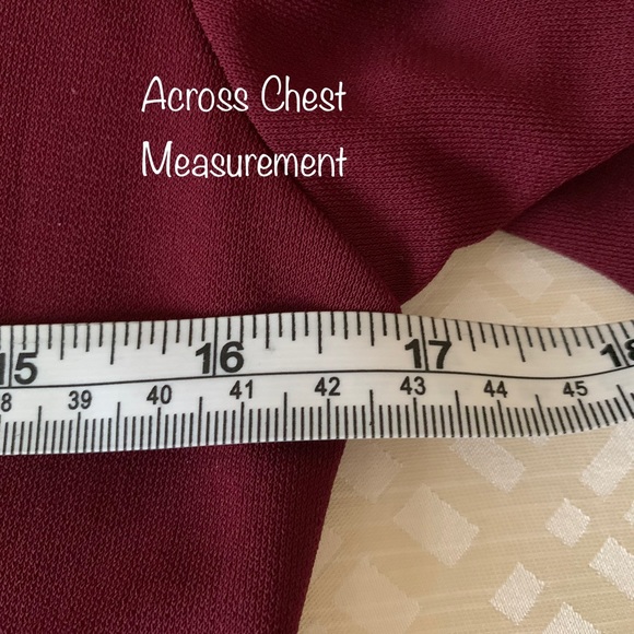 Banana Republic 2 Piece Set w/ Figure Flattering Details - Picture 14 of 16